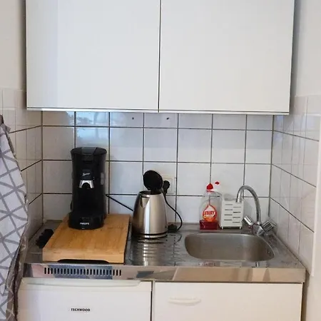 Nette 1 Zimmerwohnung In شقة *