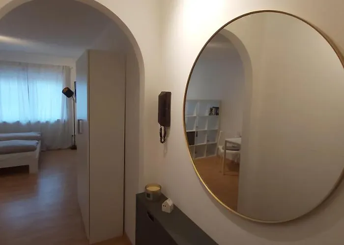 Nette 1 Zimmerwohnung In Διαμέρισμα